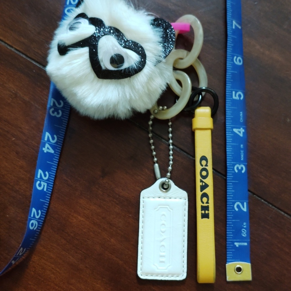 Coach Keychain Tags Clip Accessories - Picture 3 of 3